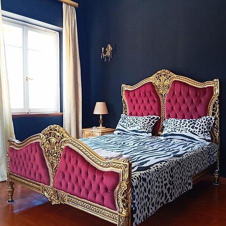 Iris Baroque Apartment Elefsina Exterior photo